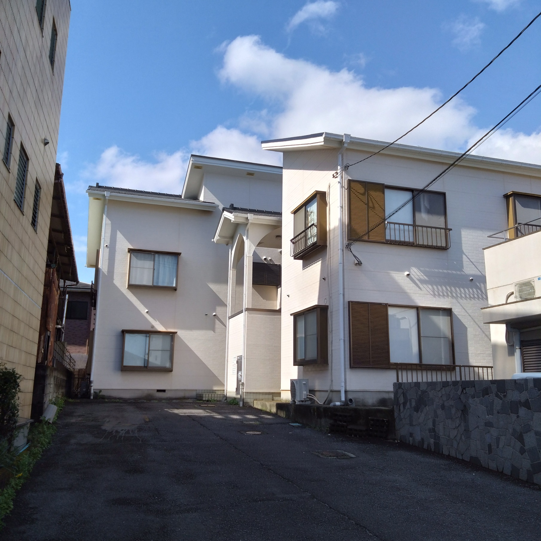 メゾン二見　２階角部屋　湯河原駅まで徒歩８分